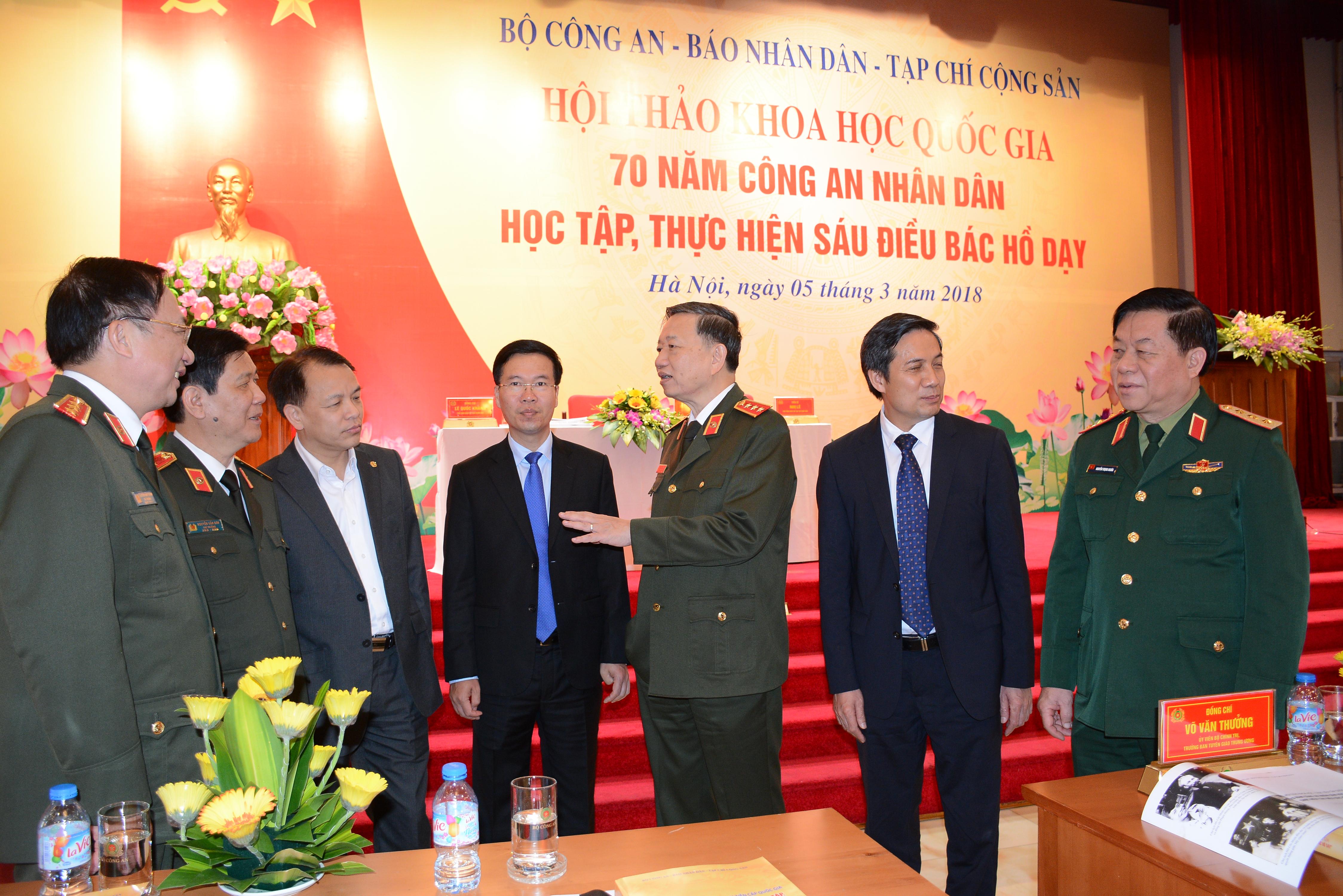 Xây dựng lực lượng Công an nhân dân cách mạng, suốt đời vì dân, vì nước 